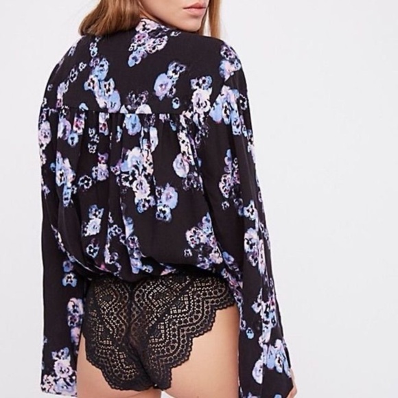 Free People Forties Feels Black Floral Bodysuit With Bell Sleeves Size Small - Picture 3 of 11